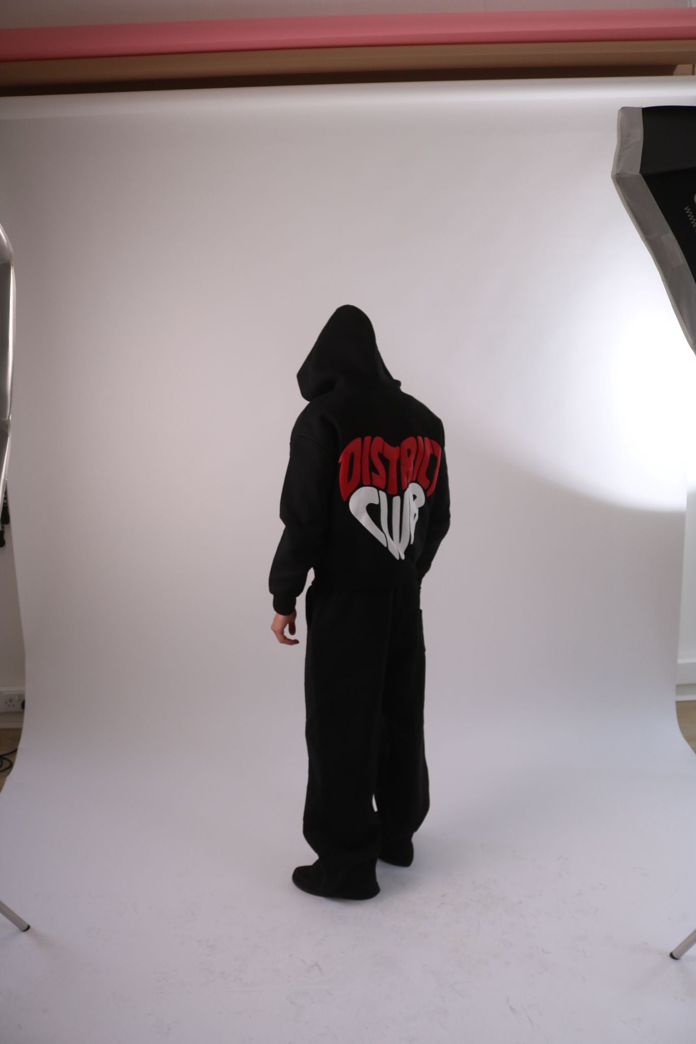 Black District Club Set